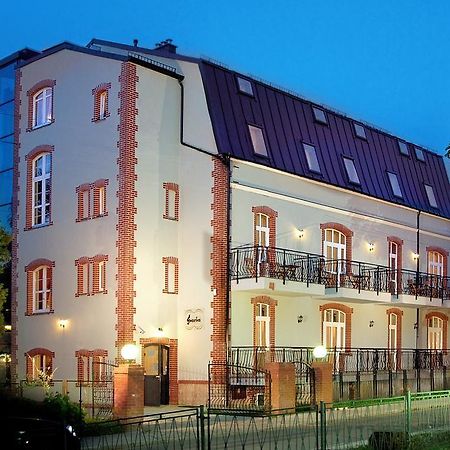 Paria Hotel Bad Kudowa Exterior foto